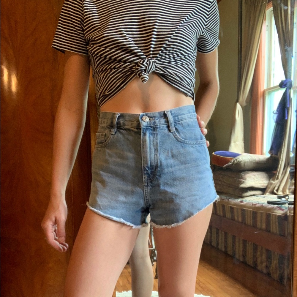 Zara High Waisted Size 4 Jean Shorts